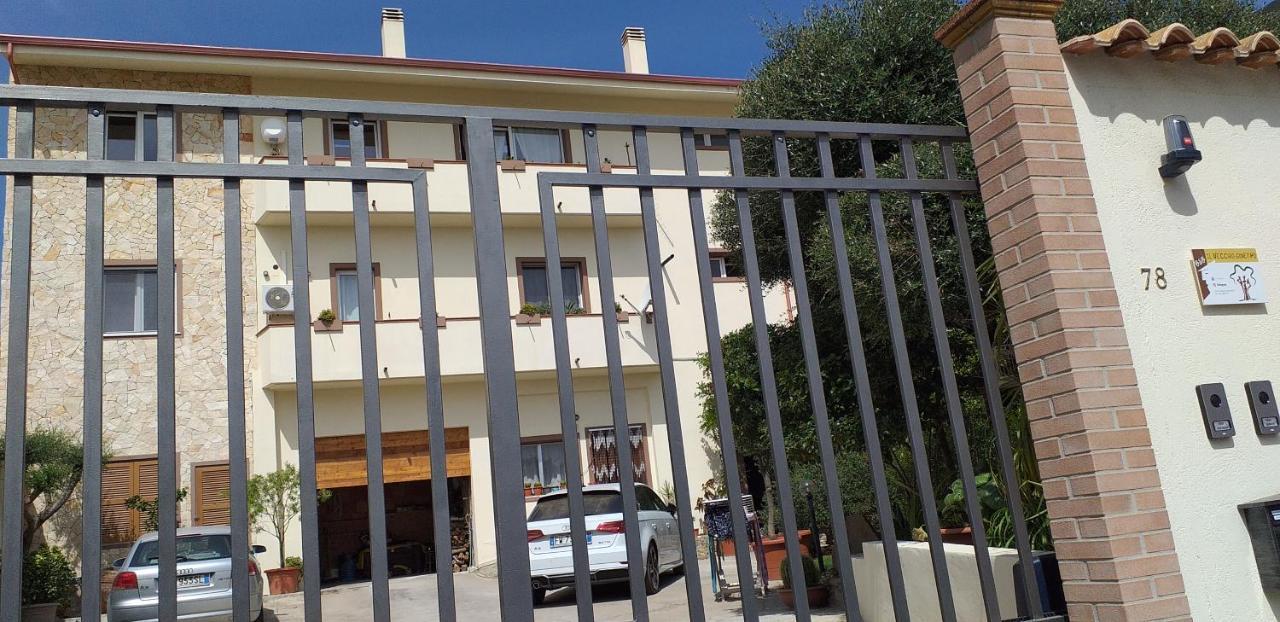 Il Vecchio Ginepro Bed & Breakfast Capoterra Luaran gambar