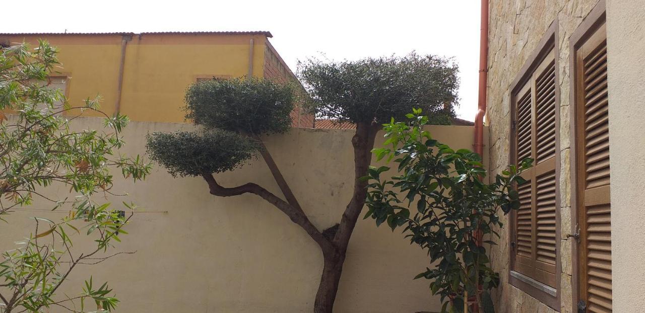 Il Vecchio Ginepro Bed & Breakfast Capoterra Luaran gambar